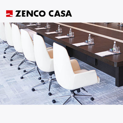 Set de mobiliário para salas de reuniões de hotéis Poltronas brancas e grande mesa de conferências