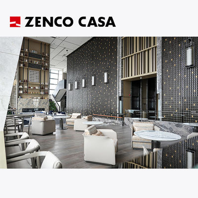 O conjunto de mobiliário do hotel inclui 2 cadeiras individuais com mesa de café