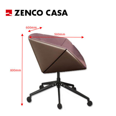 Mobiliário moderno de suítes de hotel com cama king, mesa de escrita e cadeira de escrita, etc.